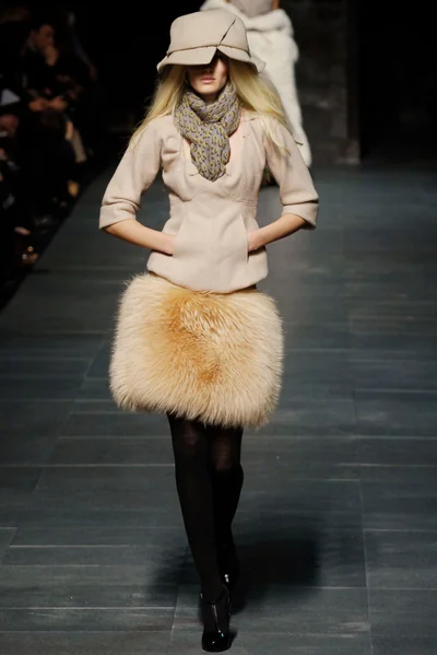 Look 39